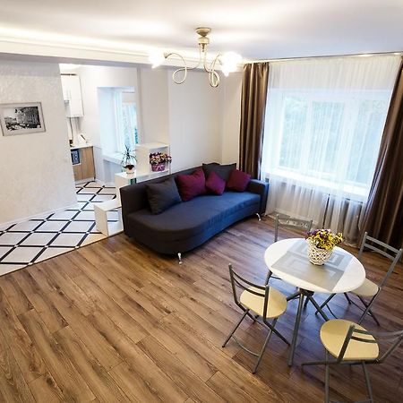 Chornovola Avenue Apartment Lviv Ngoại thất bức ảnh