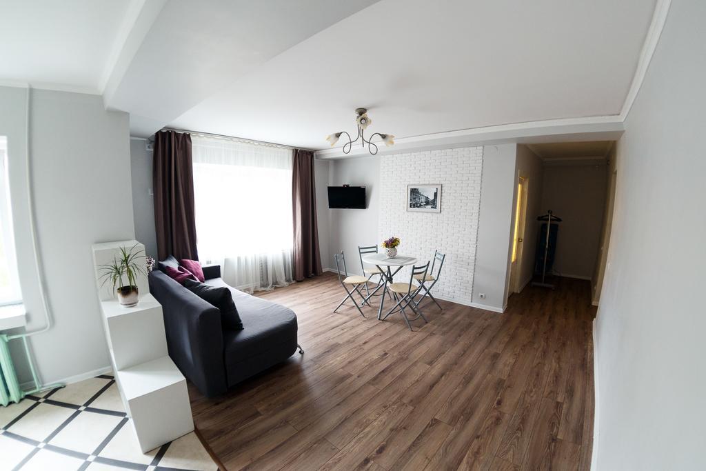 Chornovola Avenue Apartment Lviv Ngoại thất bức ảnh