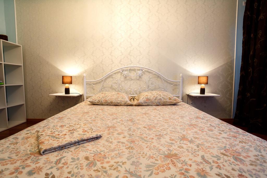 Chornovola Avenue Apartment Lviv Ngoại thất bức ảnh