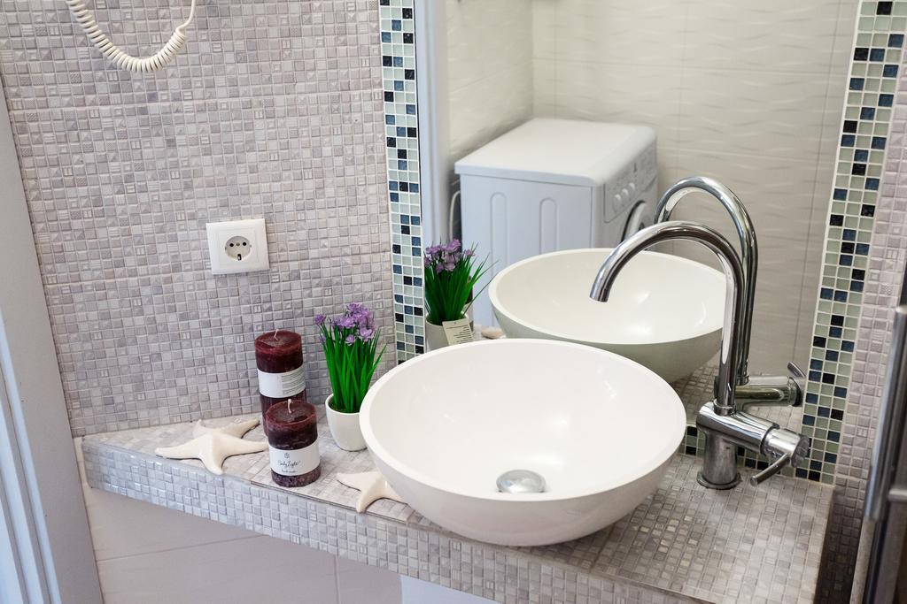Chornovola Avenue Apartment Lviv Ngoại thất bức ảnh